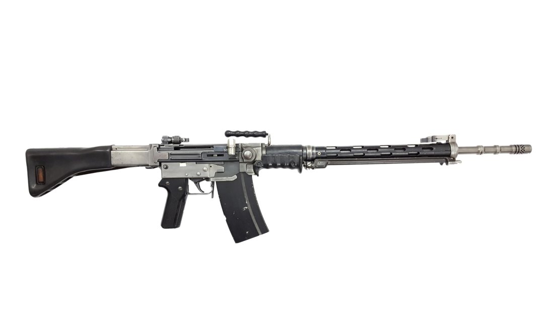 SIG Mod. 57 Swiss Army Rifle: Semi-automatic rifle, Sig, mod 57, cal. 7.5x55, #A739666. Condition: D+ [SON2]