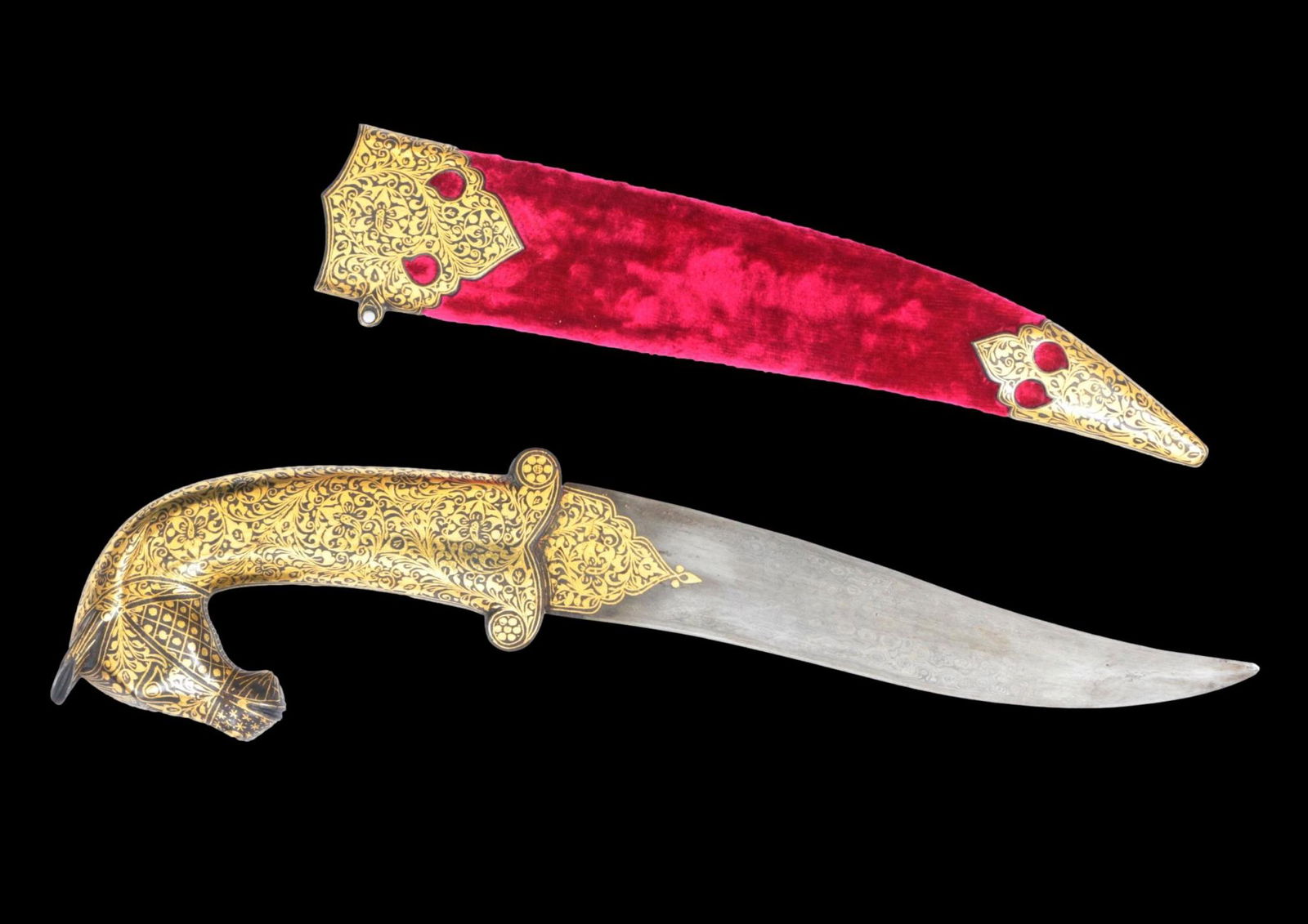 Indo-Persian Mughal-Style Dagger, the Iron Handle in the Form of a Marwari Horse Head, Richly: Indo-Persian Mughal-Style Dagger, the Iron Handle in the Form of a Marwari Horse Head, Richly Adorned on all Sides with Finely Executed 24 kt. Gold Koftgari in linear and foliage scrollwork, the gentl