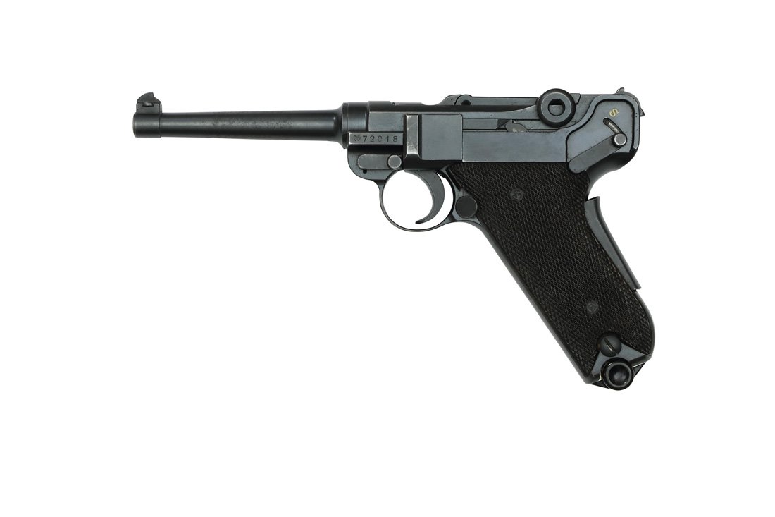 Swiss Army Parabellum, eidg. Ord. Mod. 1906/29: Pistole, Parabellum eidg. Ord. Mod. 1906/29, Waffenfabrik Bern, brueniert, dritte Ausfuehrung mit braunen Bakelit Griffschalen, mit Holster und Ersatzmagazin, Kal. 7,65, #72018, Zustand: C [WES]
