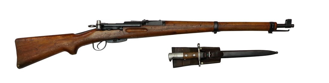 Swiss Army Carbine, eidg. Ord. Mod. 1931: Karabiner, eidg. Ord. Mod. 1911, Waffenfabrik Bern, mit nummergleichem Bajonett, Kal. 7,5x55, #604259, Zustand: C [IDVK]
