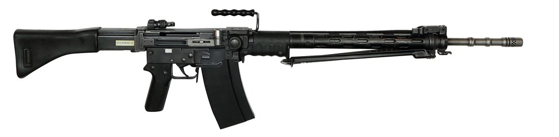 Swiss Army Assault Rifle: SIG Mod. 57: Sturmgewehr, SIG, Mod. 57, privatisierte Armeeversion, Kal. 7,5x55, #A437569, Zustand: D [WES]