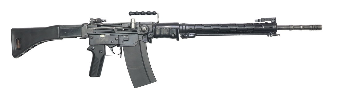 Swiss Assault Rile, SIG, Mod 57: Selbstladegewehr, SIG, Mod. 57, Kal. 7,5x55, #A336157, mit Tragriemen, leichter Flugrost, Zustand: D [WES]