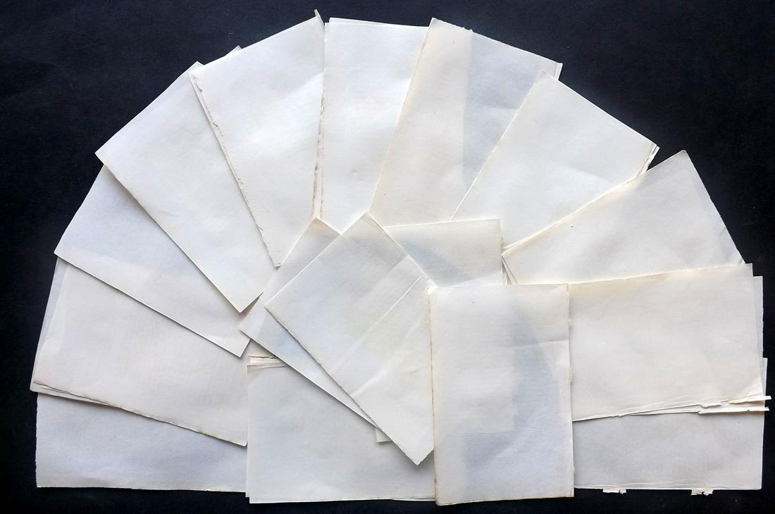 Old Paper, Bookbinding 1830's Lot of 26 Uniform Sheets: Lot of approx 26 Wove Paper Sheets, British, 12mo. Paper Size: 6.5 x 4 inch (16.5 x 11cm) Almost all with light offsetting and toning.