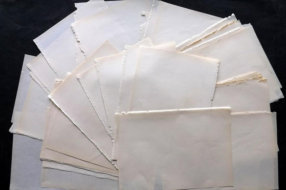 Old Paper, Bookbinding C1910 Lot of 50 Stock Sheets. Folio: Uniform Thin Stocl Paper Sheets, British, Small Folio. With nice manufacturers watermark present. Paper Size: 12.5 x 9 inch (32 x 23cm) Good Condition