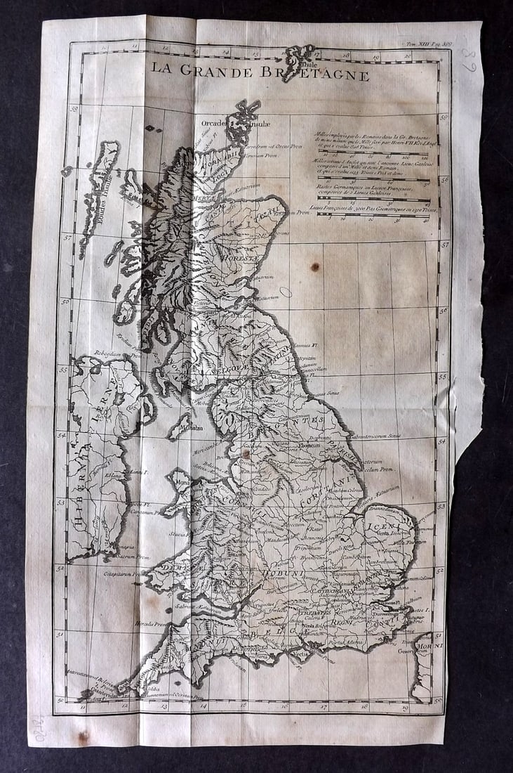Psalmanazar & Sale C1770 Antique Map. La Grande Bretagne. British Isles: Copper Engraved Map Published 1747-82 Amsterdam and Leipzig for "Histoire Universelle, depuis le commencement du monde" 4to Edition by George Sale, George Psalmanazar, Thomas Salmon et al. Folds as is