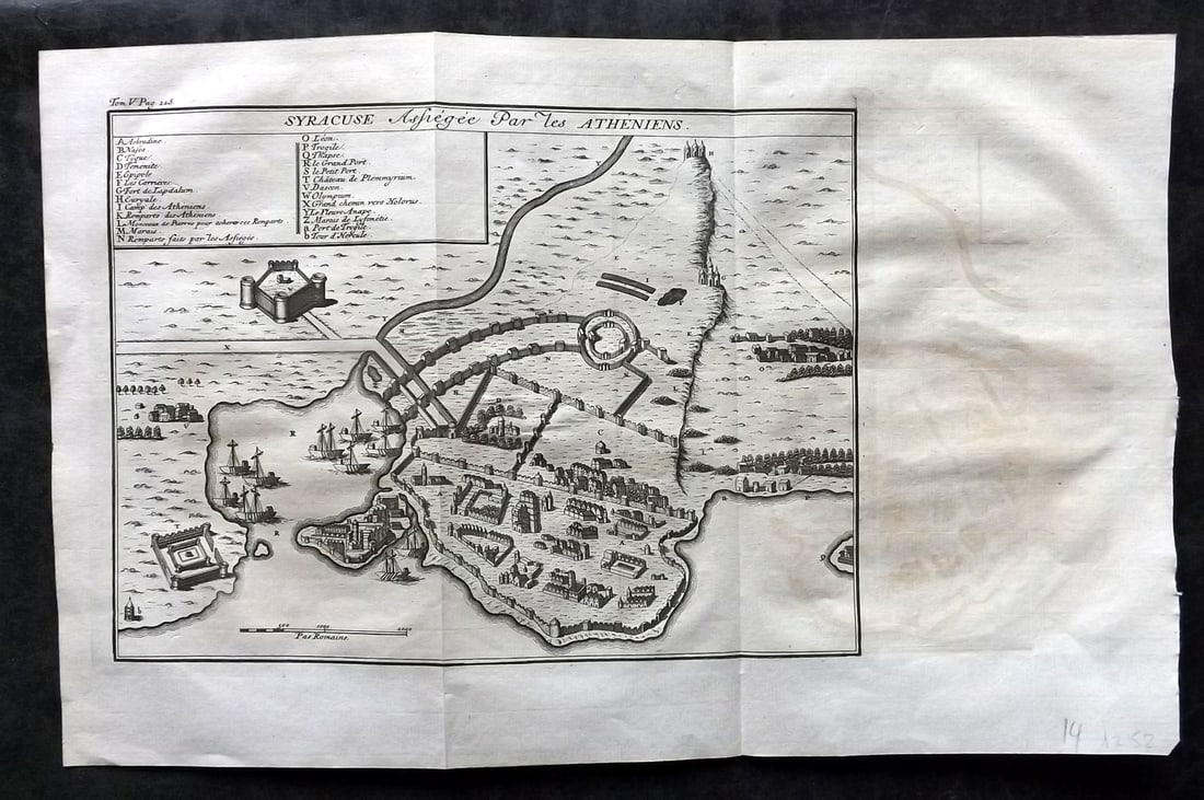 Psalmanazar & Sale C1770 Antique Plan of Syracuse, Sicily, Italy: Antique Copper Plate Published 1747-82 Amsterdam and Leipzig for "Histoire Universelle, depuis le commencement du monde" 4to Edition by George Sale, George Psalmanazar, Thomas Salmon et al. Folds as i
