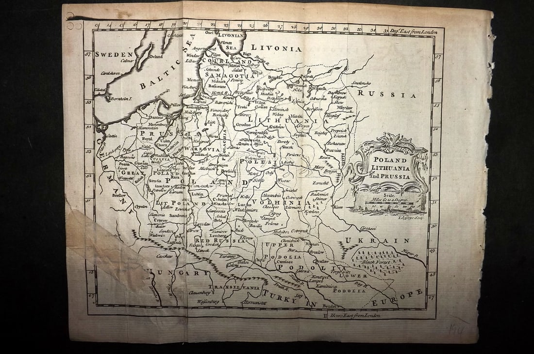 Salmon & Jefferys 1772 Antique Map. Poland, Lithuania and Prussia: Copper Engraved Map Published 1772, London for "A New Geographical and Historical Grammar" by Thomas Salmon. Folds as issued. Most Maps Engraved Thomas Jefferys. Paper Size: 10 x 7.5 inch (25 x 19cm)