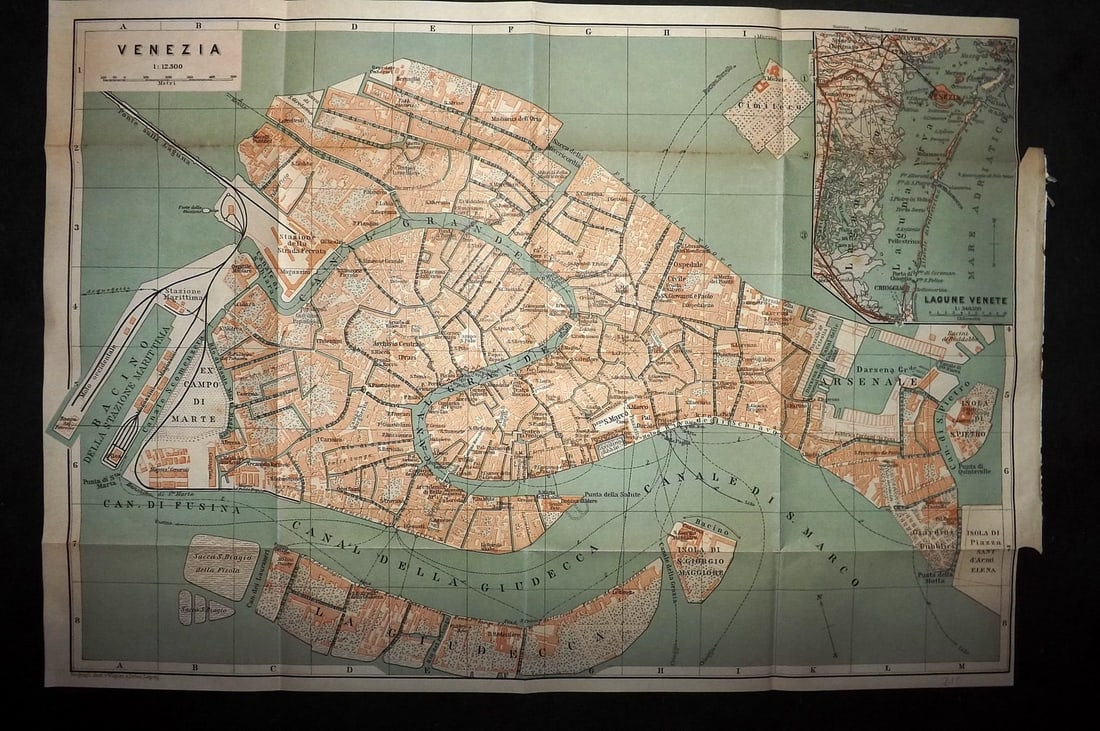 Baedeker, Karl 1906 Map. Venice Venezia. Italy: Lithograph Map Published 1906, Leipzig for "L'Italie des Alpes a Naples" by Karl Baedeker. Folds as issued. Paper Size: 14.5 x 10 inch (37 x 25cm) Good Condition