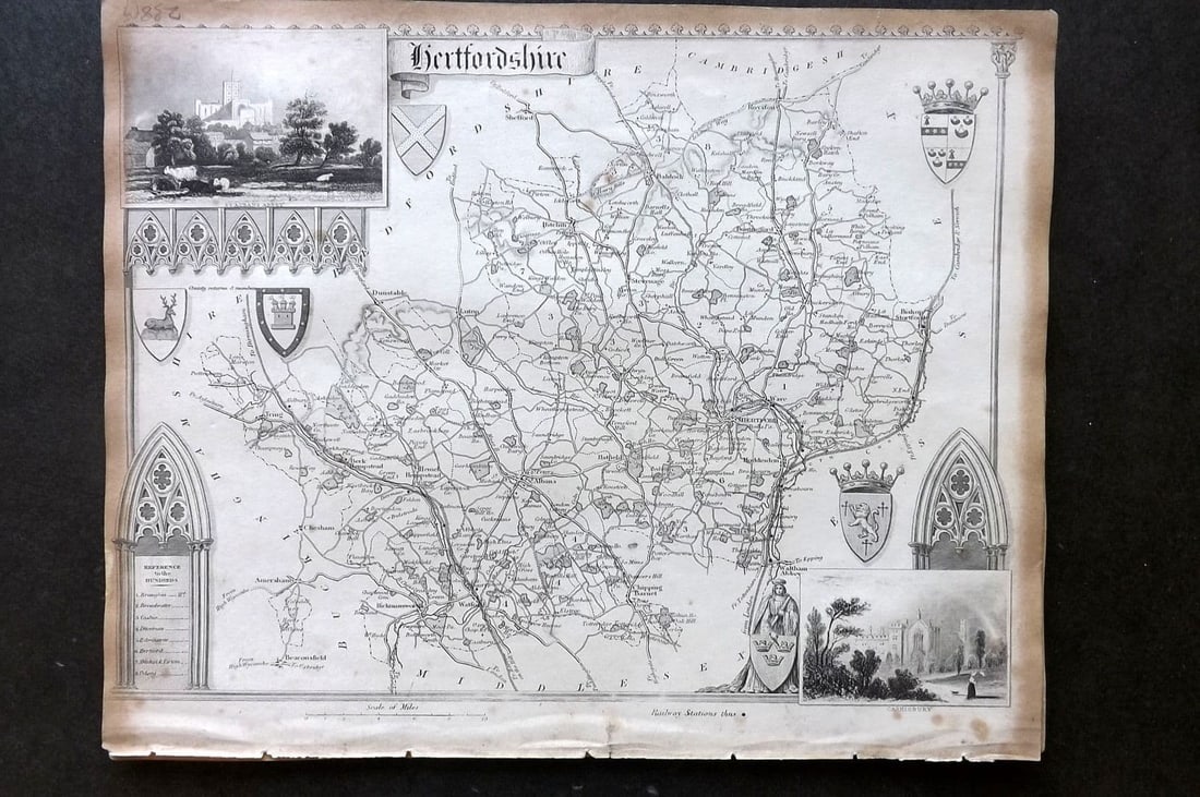 Moule, Thomas C1840 Antique British County Map. Hertfordshire: Antique Steel Engraved Map Published C1840, London for "A Complete and Universal English Dictionary" by the Rev. James Barclay et al. Maps by Thomas Moule. Paper Size: 10.5 x 8 inch (28 x 21cm). Some 
