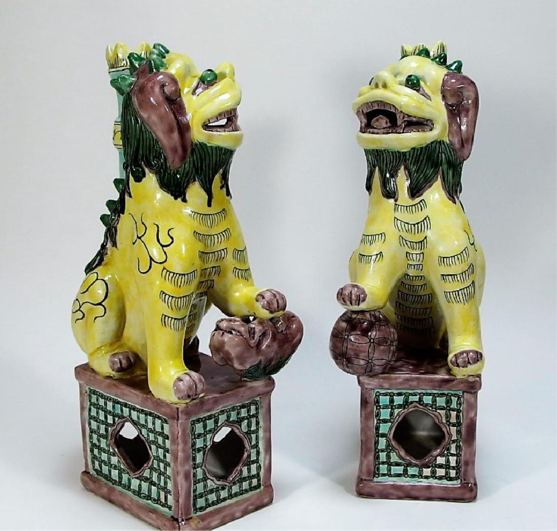 PR Chinese Sancai Glaze Porcelain Foo Dogs (1 of 10)