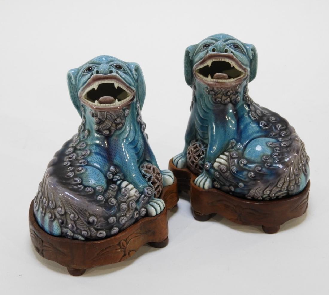 FINE PR Chinese Turquoise & Aubergine Foo Dog (1 of 11)