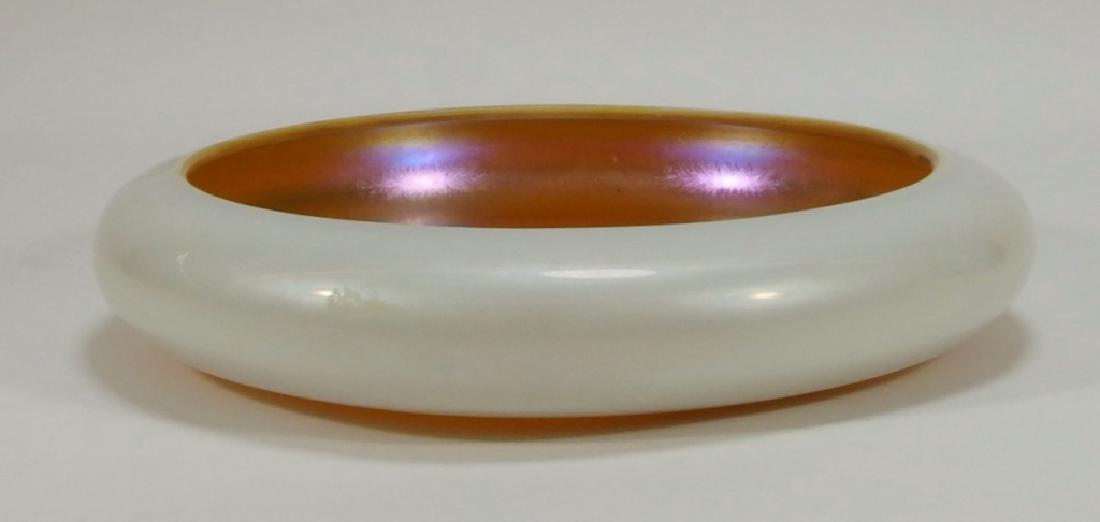 Steuben Gold Calcite Art Glass Shallow Center Bowl (1 of 4)