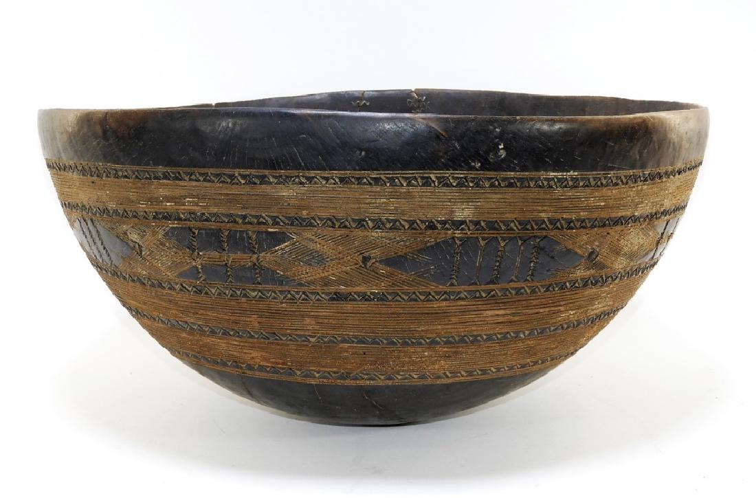 FINE Large African Taureg Burl Wood Milking Bowl (1 of 9)
