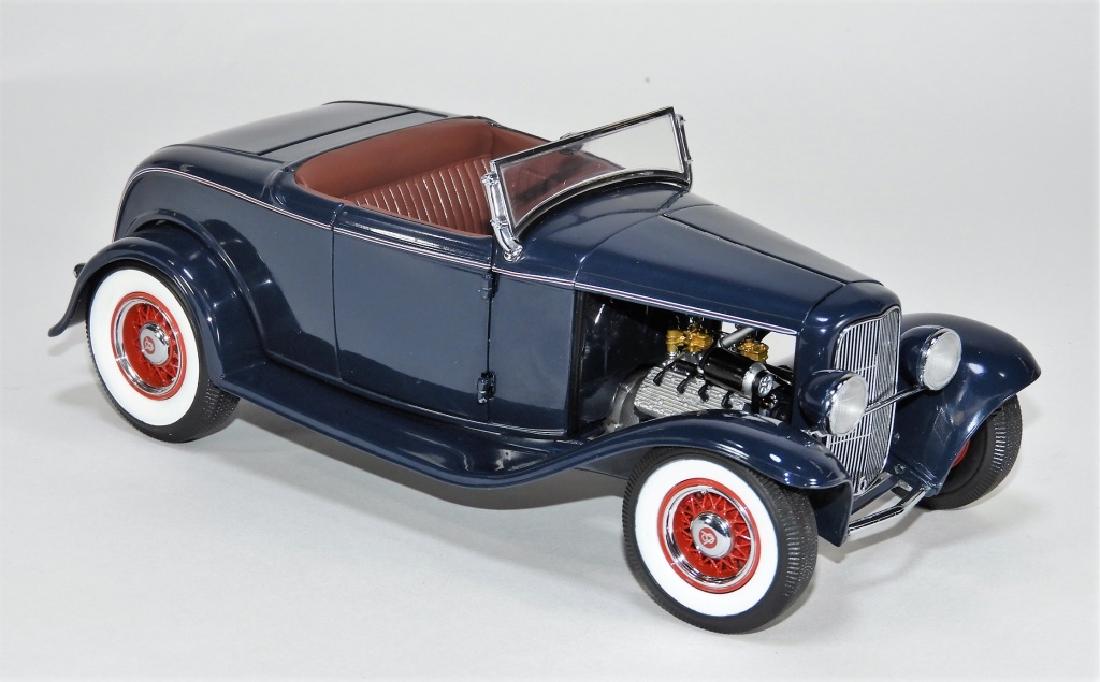 ミニカー GMP VINTAGE DEUCE  1/18 GMP Vintage Deuce Series Release#1 1932 Ford Highboy Tom's Garage