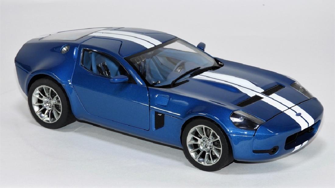 AUTOart 1:18 Ford Shelby GR-1 Concept Diecast Car (1 of 5)