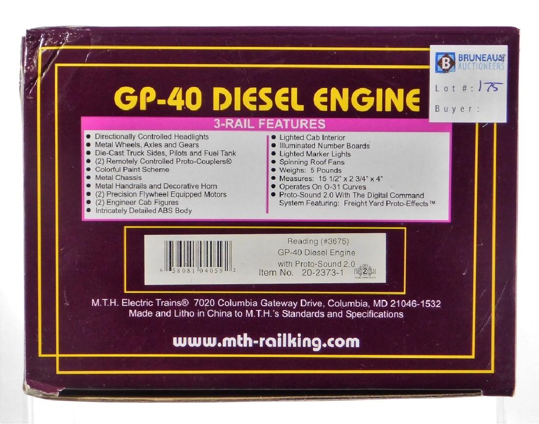 MTH Reading GP-40 Diesel Engine O Gauge Train (1 of 3)