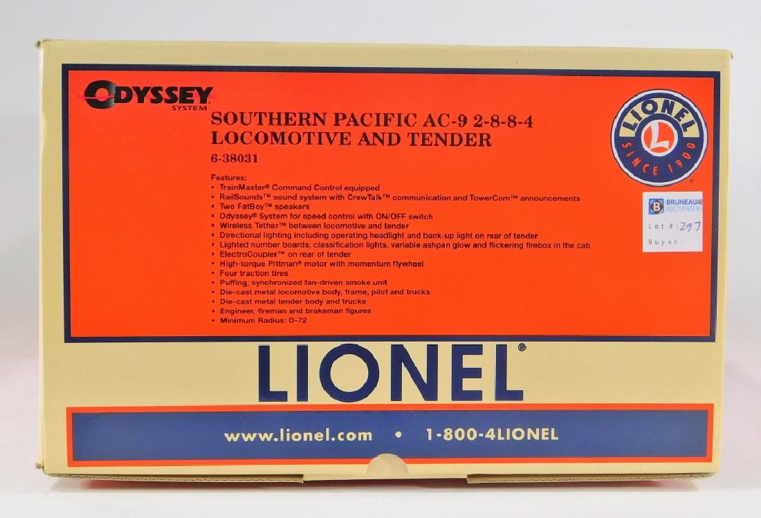 Lionel South Pacific AC-9 2884 Locomotive & Tender (1 of 3)