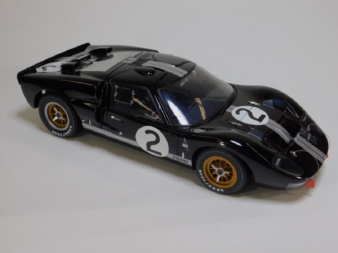 Exoto Racing Legends 1:12 Ford GT40 Diecast Car (1 of 3)