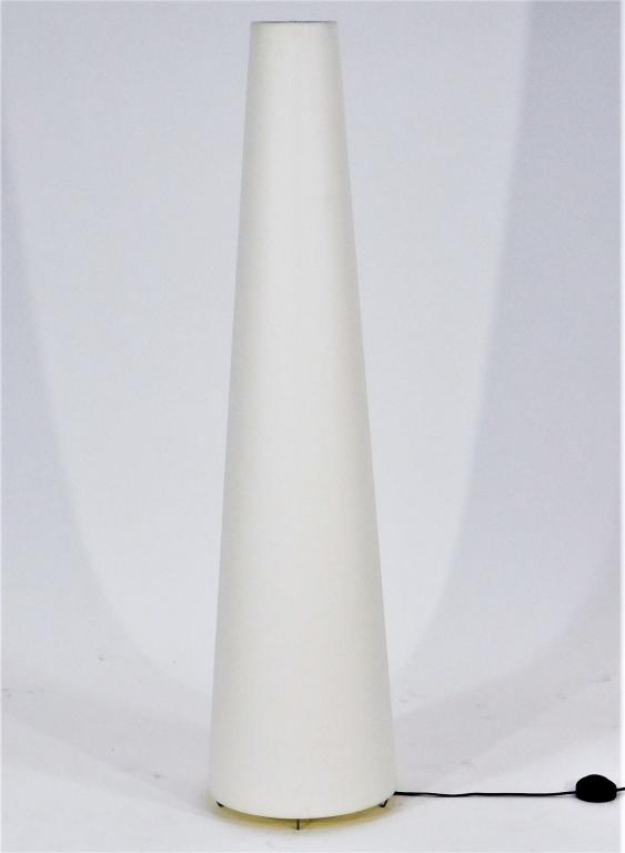 Marcel Wanders Moooi White Conical Trix Floor Lamp: Marcel WandersNetherlands,b.1963 White paper material conical floor lamp. From the collection of a Providence, Rhode Island lady. Paper, metal,47 3/4" x 12" dia.,