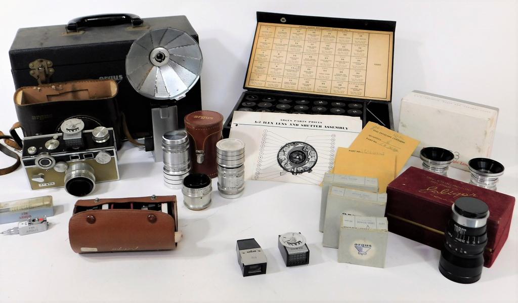 Argus Match-Matic C3 35mm Camera and Accessories (1 of 12)