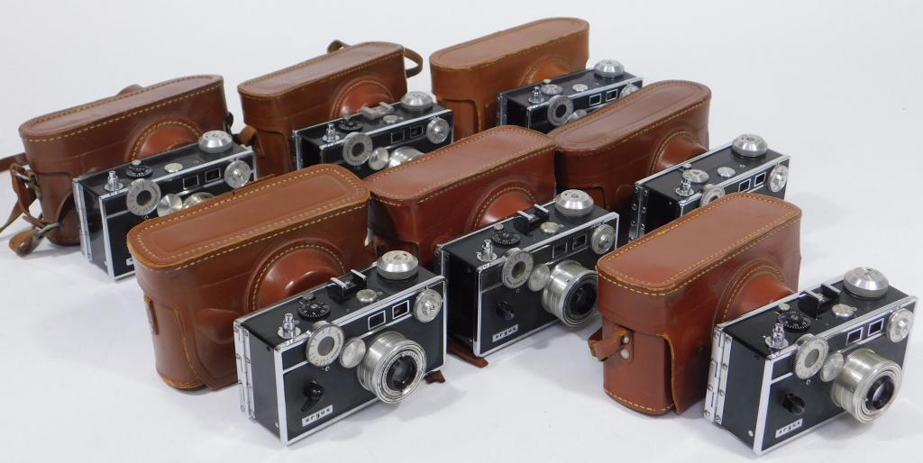 Group of 7 Argus C Series 35mm Cameras (1 of 4)