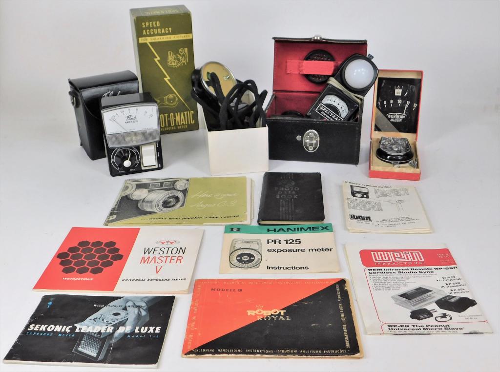 Group of 4 Vintage Film Exposure Meters #1 (1 of 4)