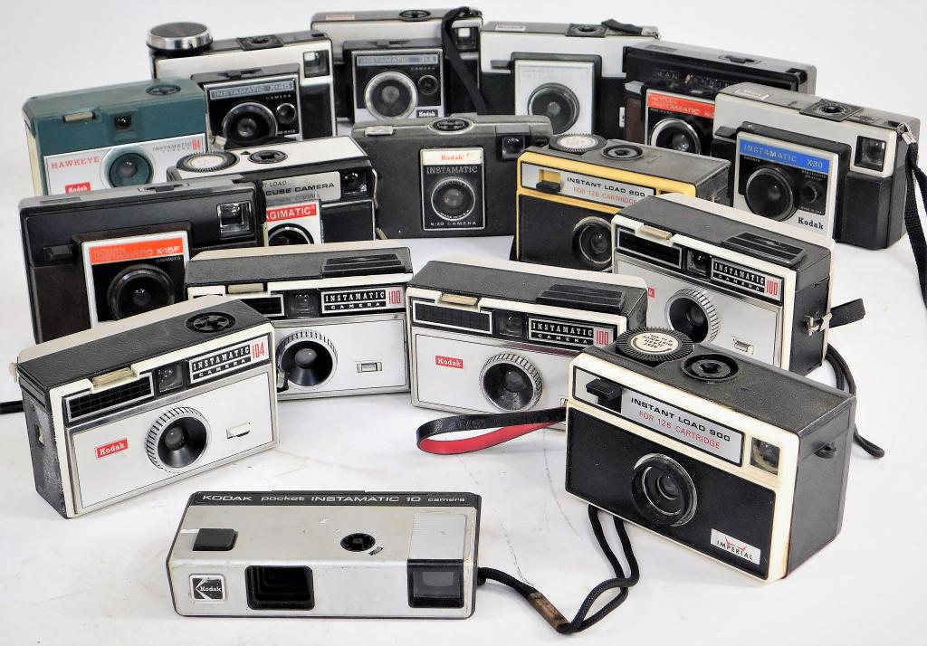Group of 16 Kodak Instamatic Cameras (1 of 5)