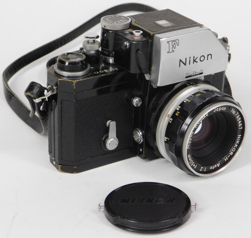 Nikon F Photomic FTn Black Body, Nikkor-H Auto (1 of 3)