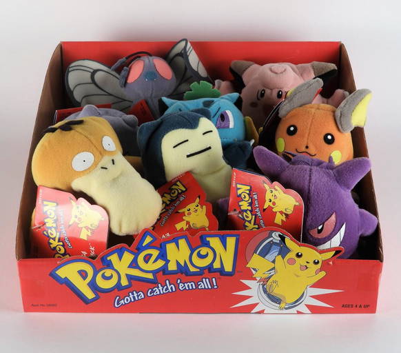 8 1999 Hasbro Nintendo Pokemon Plush Store Display