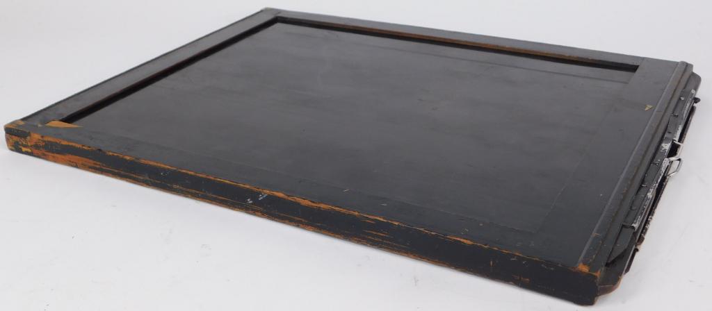 Large 11x14" Folmer Graflex Film Holder: Large 11x14" Folmer Graflex film holder.