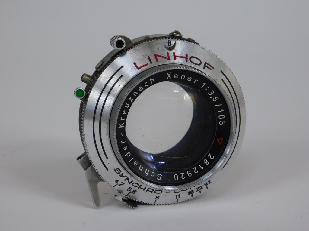 Schneider Technika Xenar 105mm f/3.5 Lens: Linhof Technika Schneider Technika Xenar 105mm f/3.5 lens in Linhof Compur shutter.