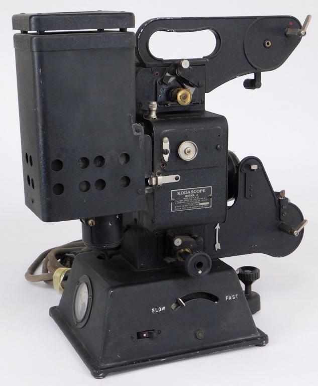 KodaScope Model A 16mm Film Projector: KodaScope Model A 16mm film projector, circa 1930. Untested.