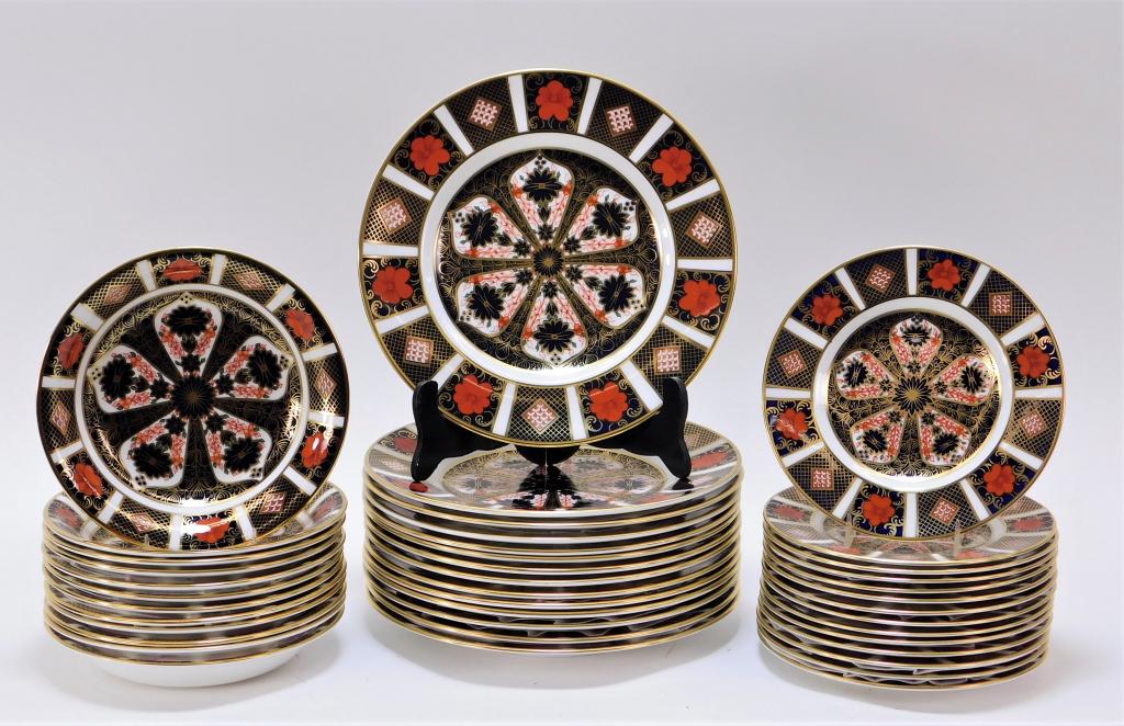 36PC Royal Crown Derby Old Imari Plate Bowl Set (1 of 4)
