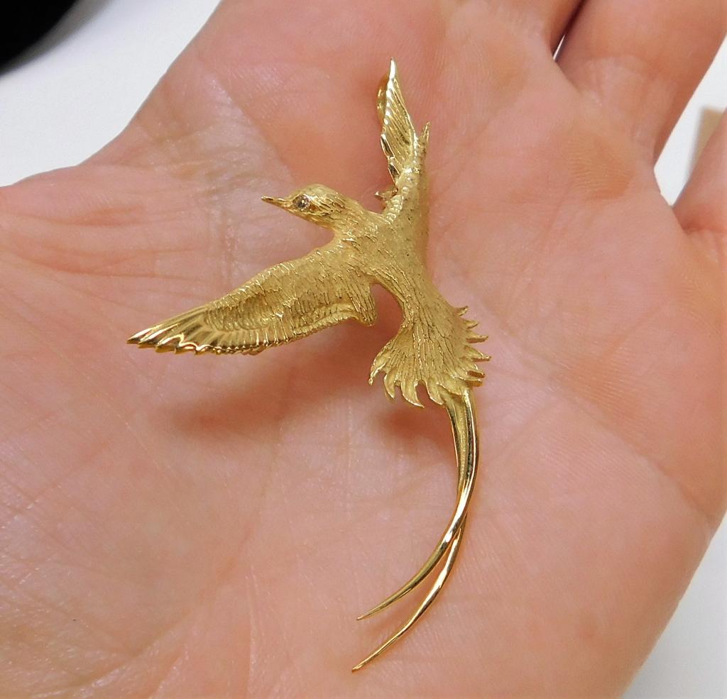 18K Gold Astwood Dickinson Bermuda Bird Pin (1 of 5)