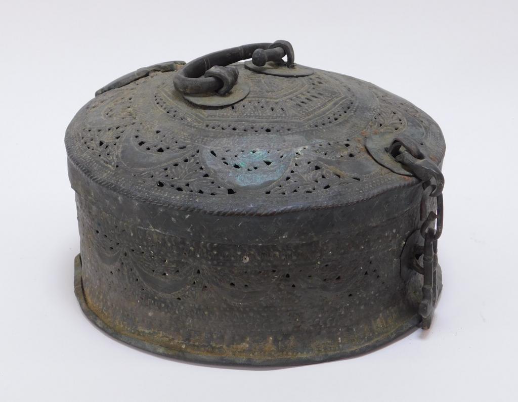 Antique Anglo Indian Pierced Brass Storage Box (1 of 5)