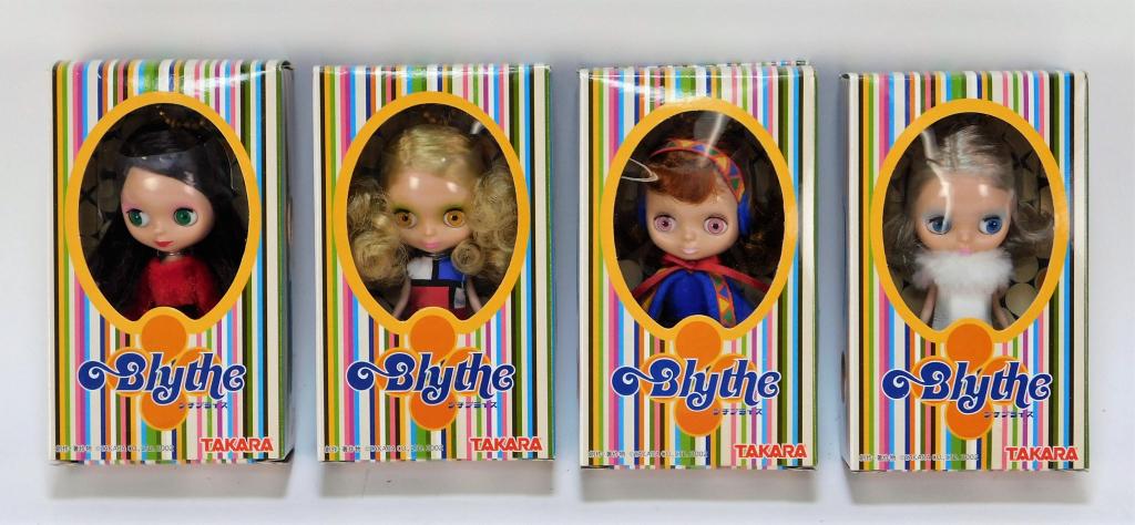 4 Takara Hasbro Blythe Key Chain Dolls: Japan,2002 Includes PBL 01, PBL 02, PBL 03, and PBL 04 Blythe dolls in original packaging. Vinyl,4" long