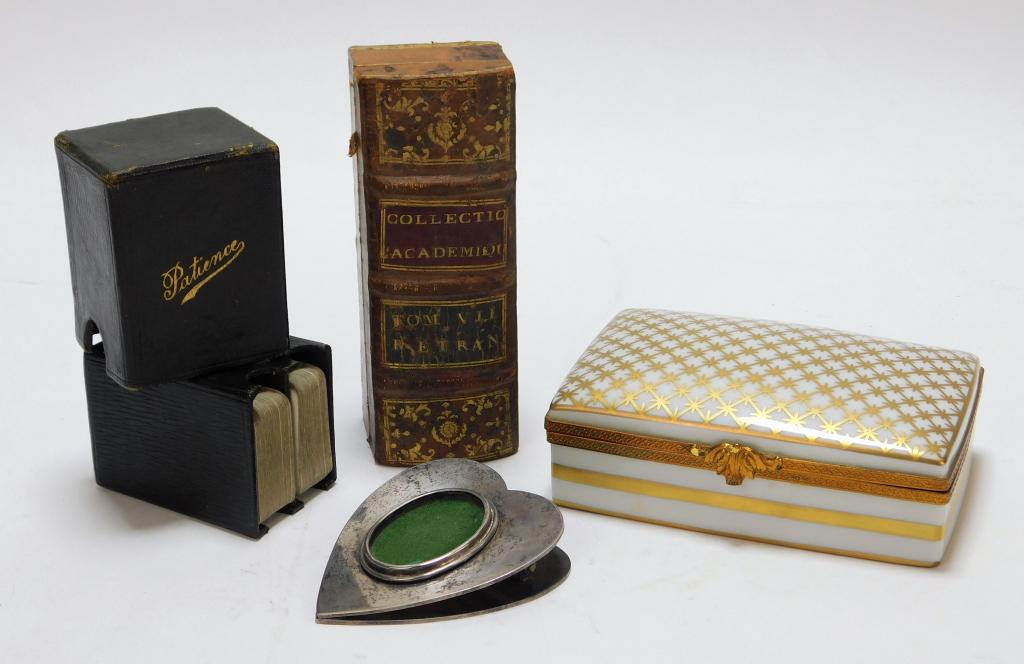 4PC French & English Table Boxes Cards Articles (1 of 8)