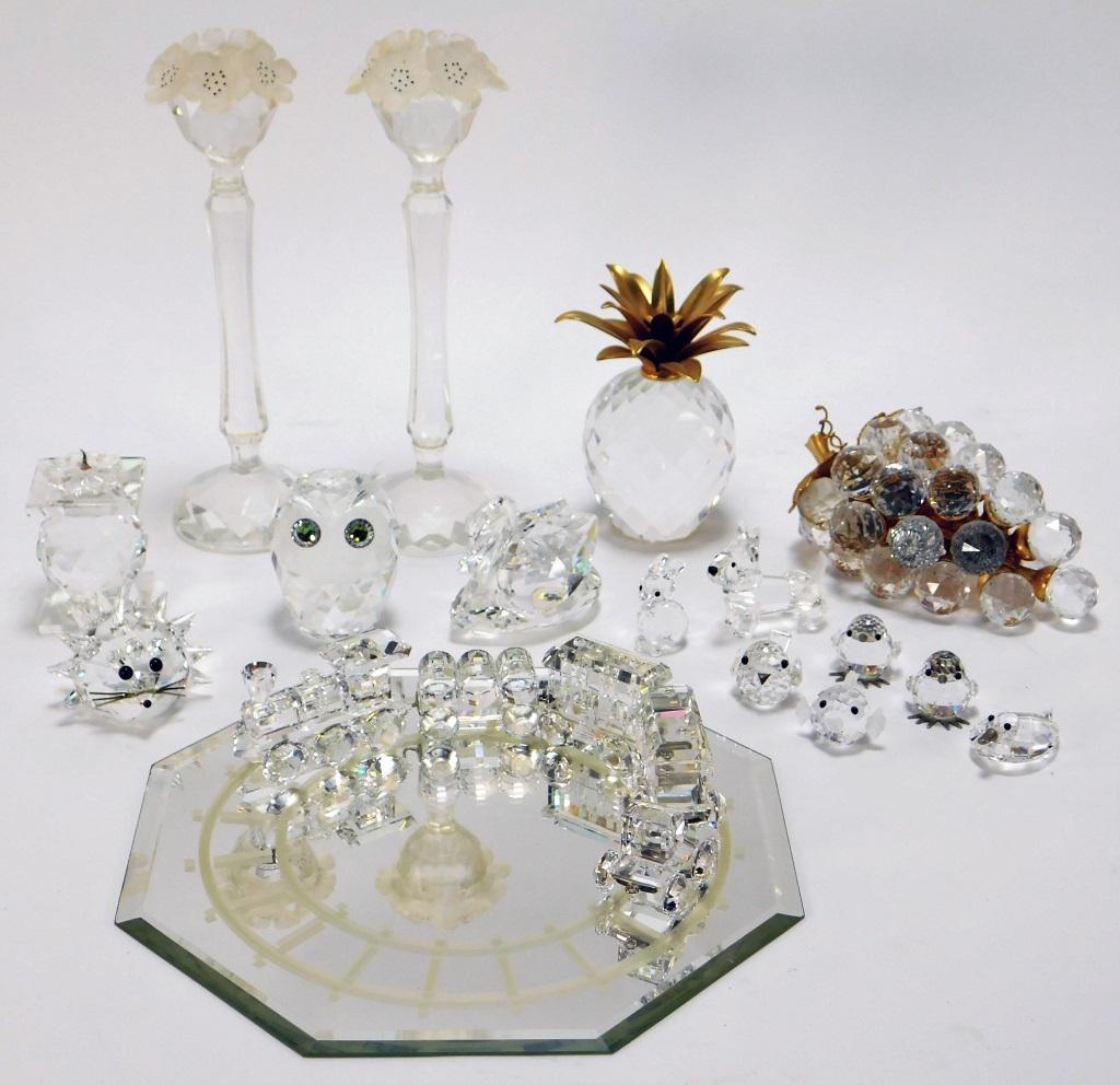 19PC Swarovski Candlestick & Figure Group (1 of 8)
