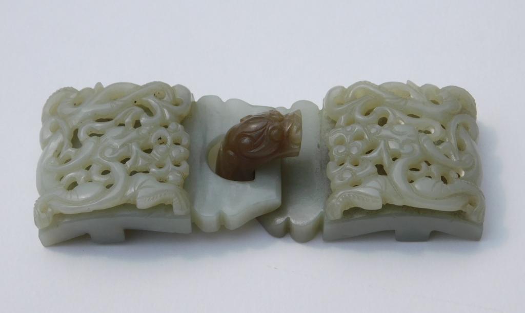Chinese Qing Dynasty Jade Dragon Belt Hook (1 of 5)