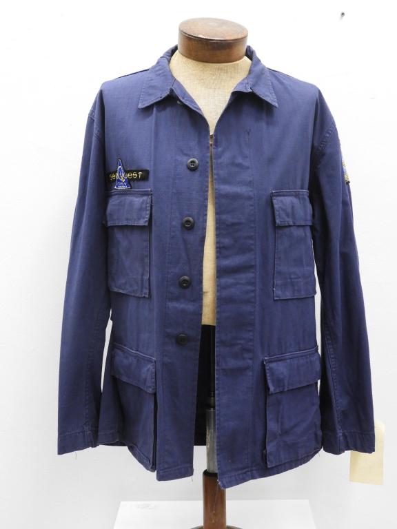 Screen Used SeaQuest DSV Blue Crew Jacket XS (1 of 8)