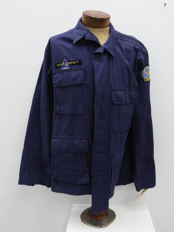 Screen Used SeaQuest DSV Blue Crew Jacket M (1 of 8)