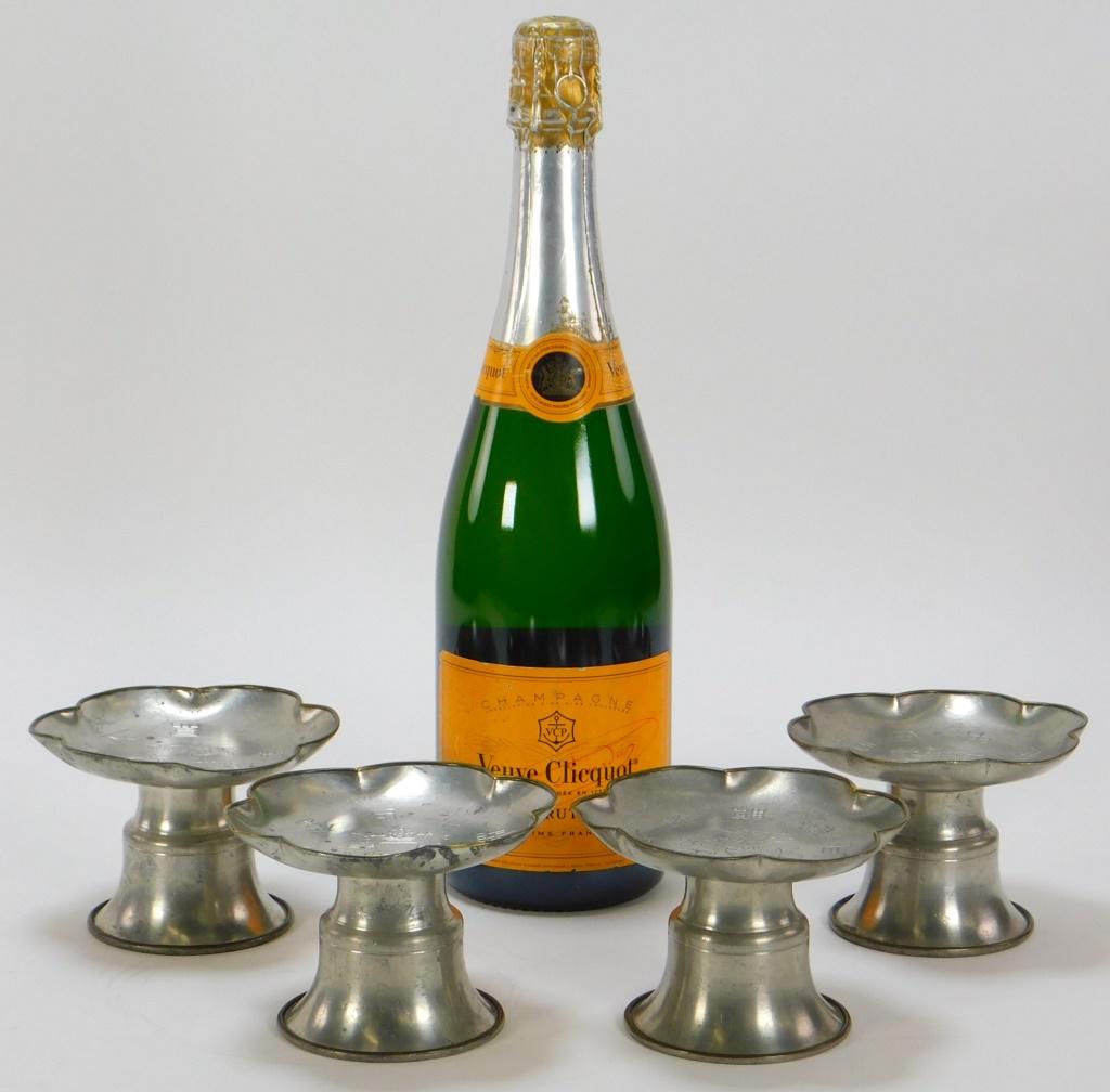 4PC Chinese Teacup Stands (1 of 8)