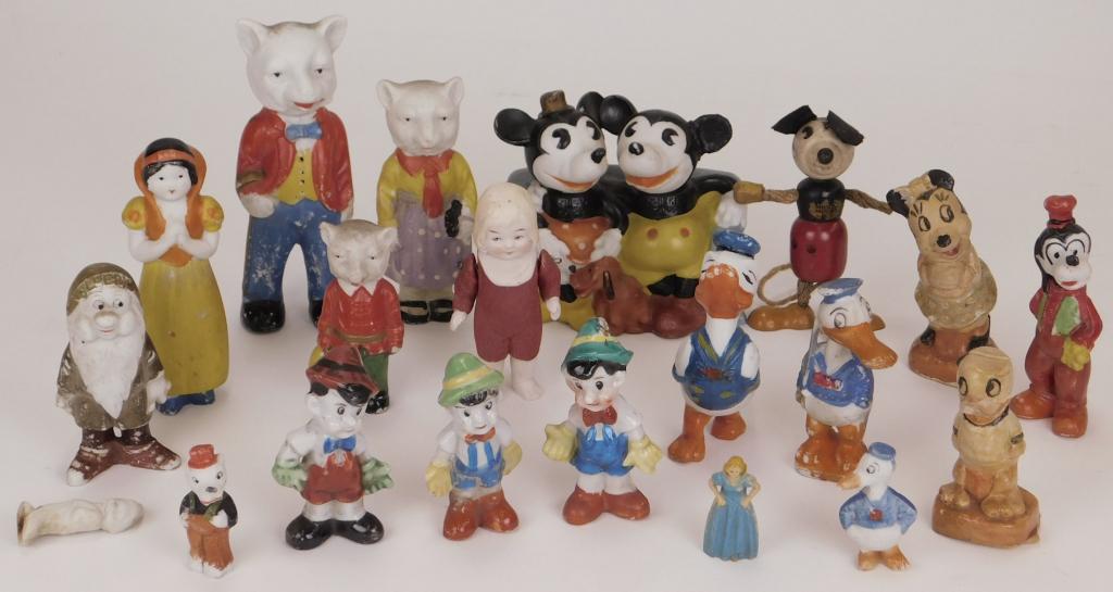 20PC German & Japanese Disney Figures (1 of 7)