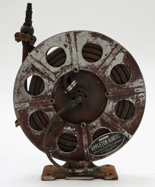 Vintage Garage Automotive Appleton Aireel (1 of 10)