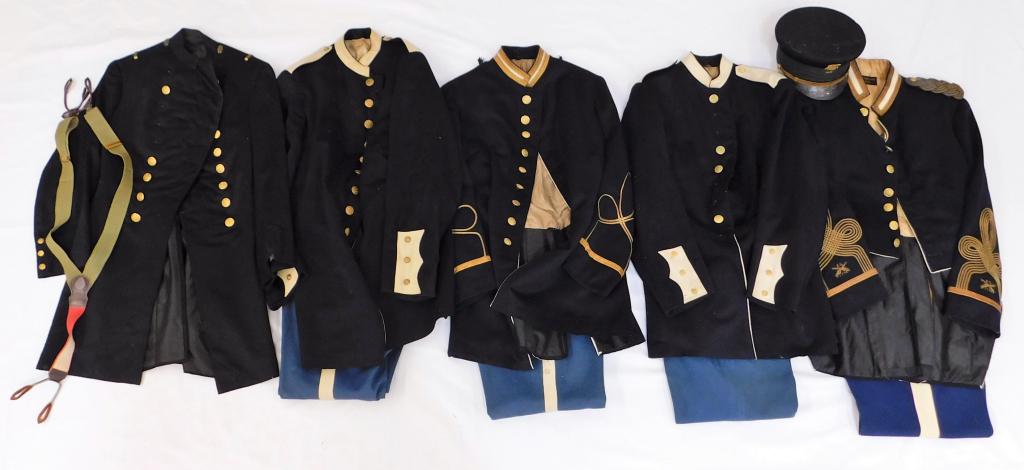 11PC Kentish Guard Military Uniform Collection (1 of 8)
