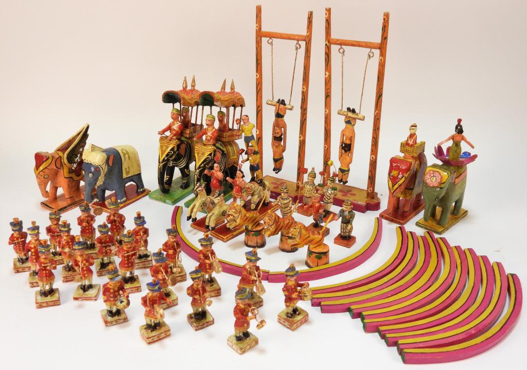 Collection of Indian Circus Papier Mache Figures (1 of 8)