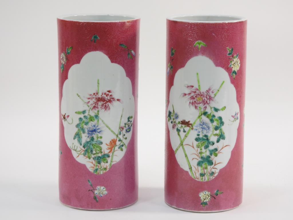PR Chinese Qing Famille Rose Sgrafitto Vases (1 of 11)