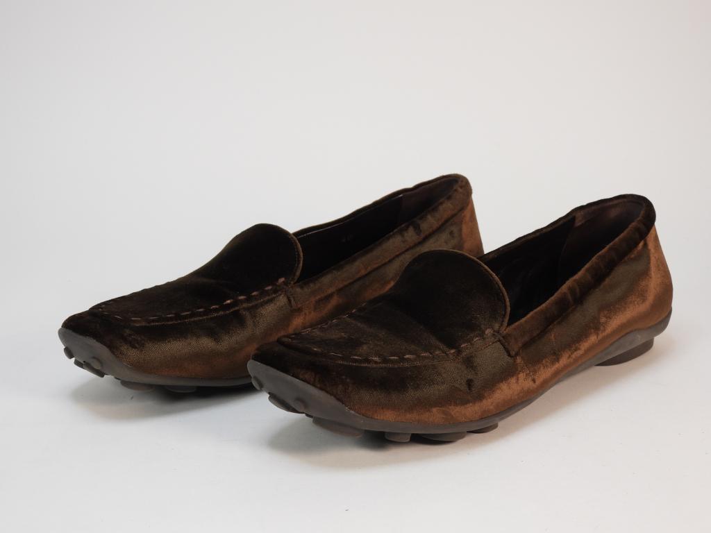 Prada Brown Velluto Sera Loafers size 9 (1 of 6)