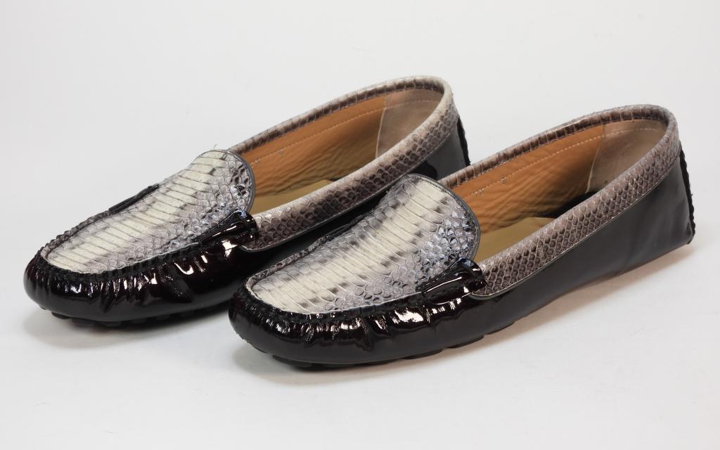 Salvatore Ferragamo Reptile Nash Loafer size 9 (1 of 5)
