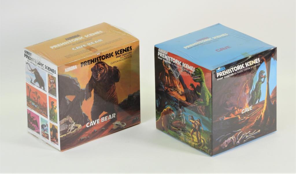 2 Aurora Prehistoric Scenes Cave Bear & Cave MISB (1 of 5)